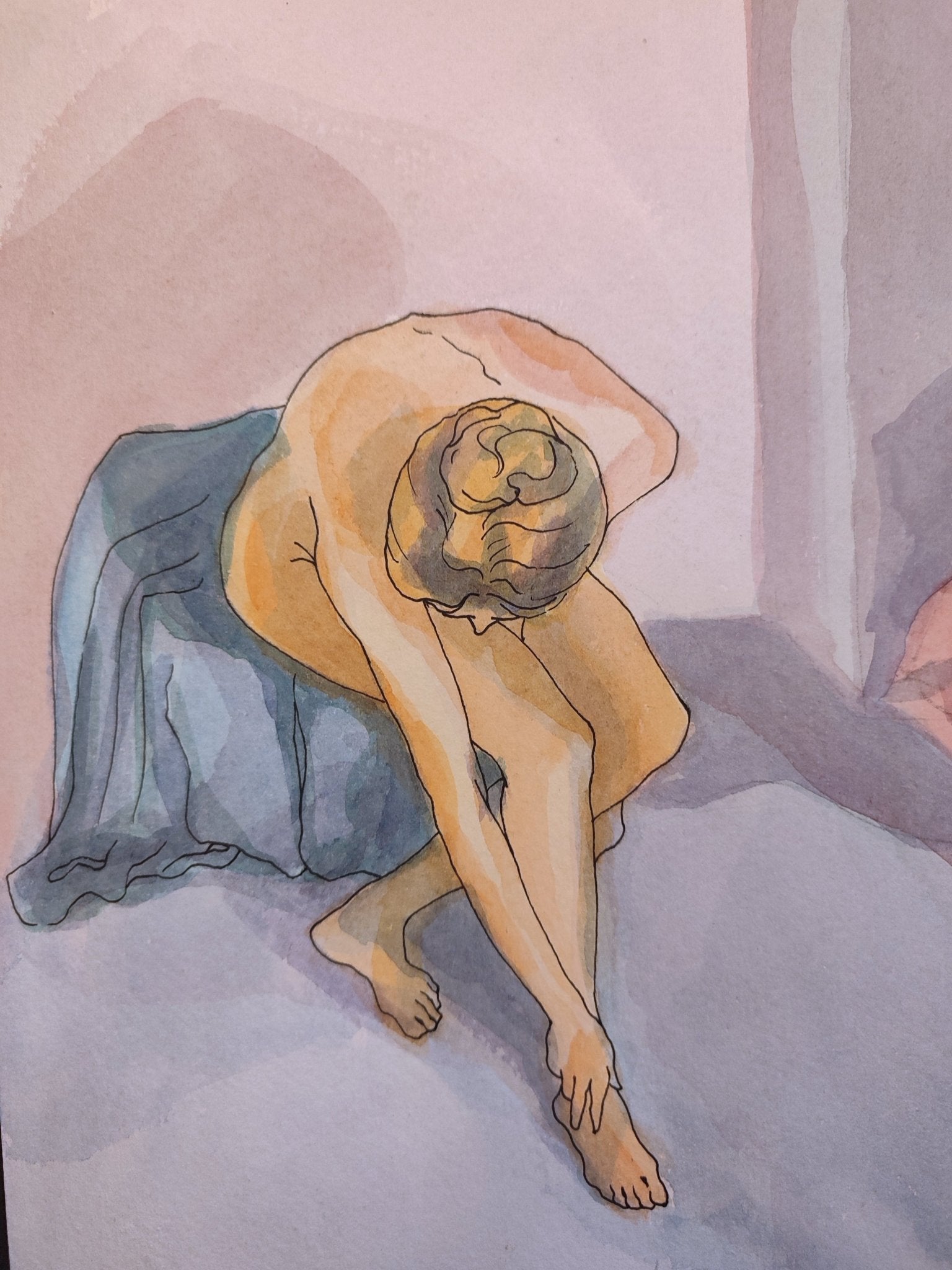 Después del baño de Cristina Alonso, acuarela de figura femenina aseándose en una escena íntima y luminosa de estilo figurativo contemporáneo detalle mujer