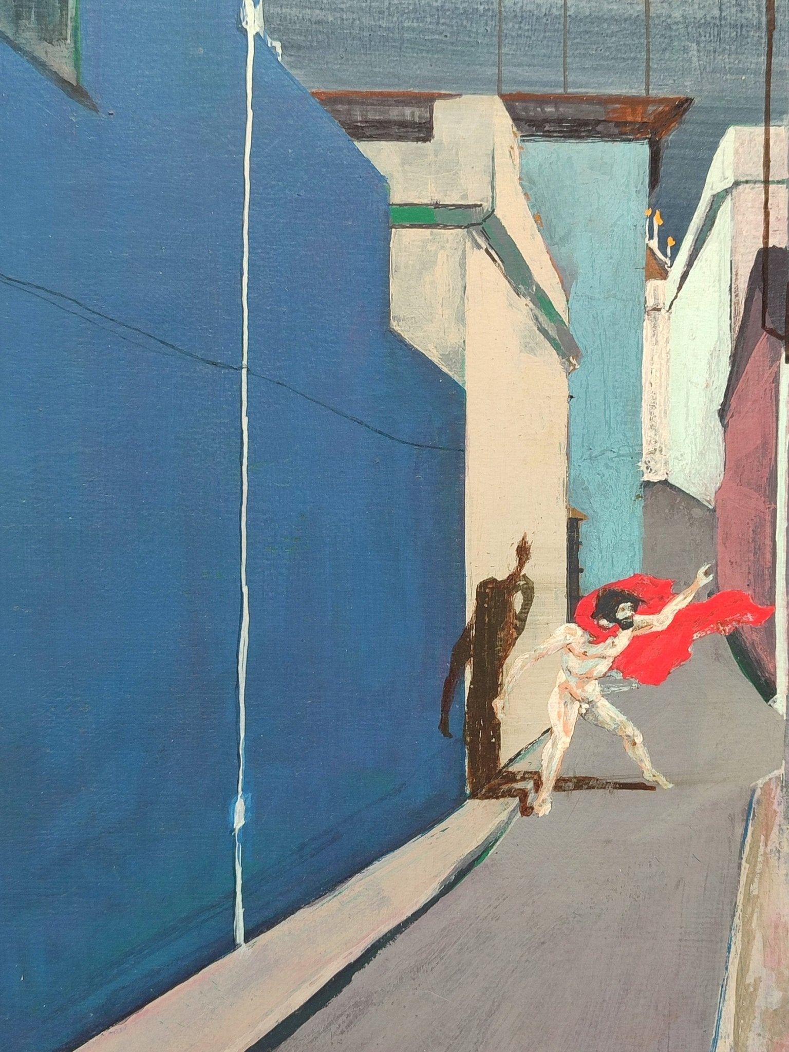Pablo Mañé, Callejón, óleo sobre soporte de 57 x 42 cm con perspectiva urbana, edificios en tonos azules y grises y hombre con trapo rojo al fondo detalle figura masculina