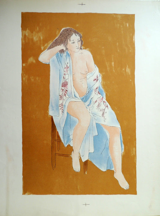Aurora Altisent – Desnudo sentado, litografía original de figura femenina sentada con túnica azul y fondo ocre.