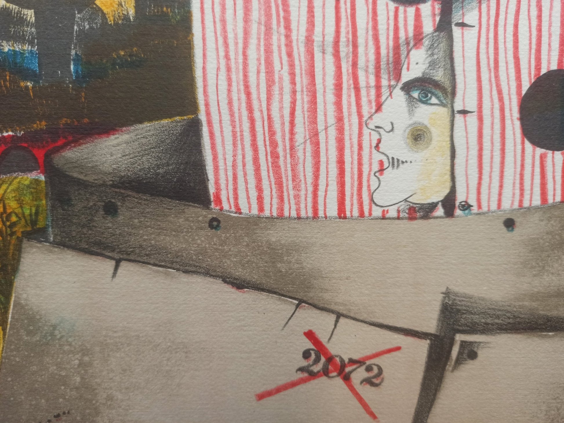 Eduard Alcoy, Hombre con pájaro, litografía original con figura masculina surreal y ave roja sobre fondo azul oscuro detalle surrealista