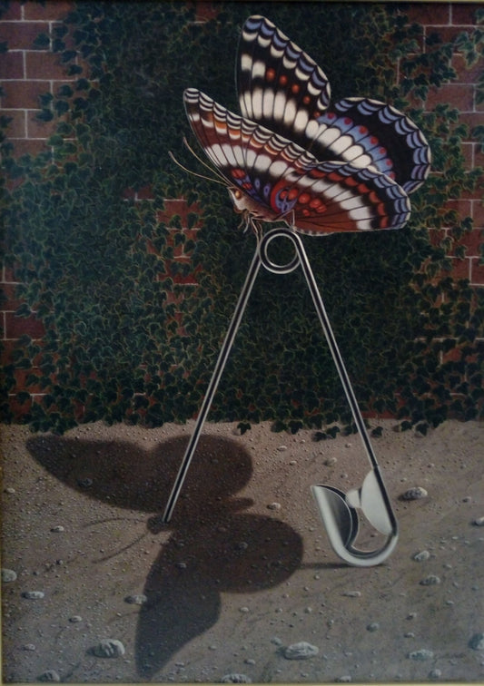 Gervasio Gallardo El reflejo mariposa hiperrealista posada sobre imperdible metálico simbolismo transformación fragilidad tensión entre lo natural y lo artificial surrealismo