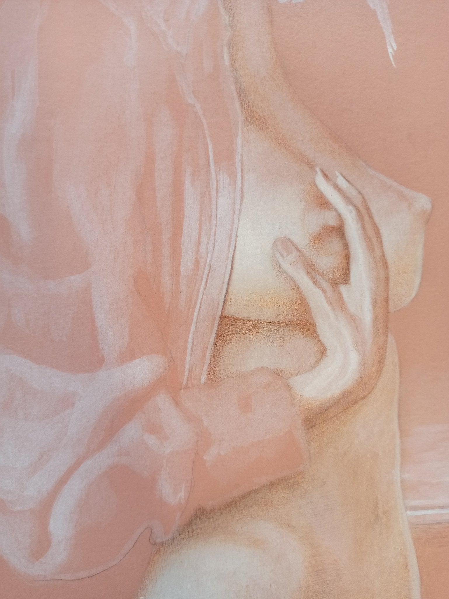 Gregorio Sabillón Andiando grisalla surrealista, pintura sobre papel. Figura femenina desnuda, detalle pecho y mano