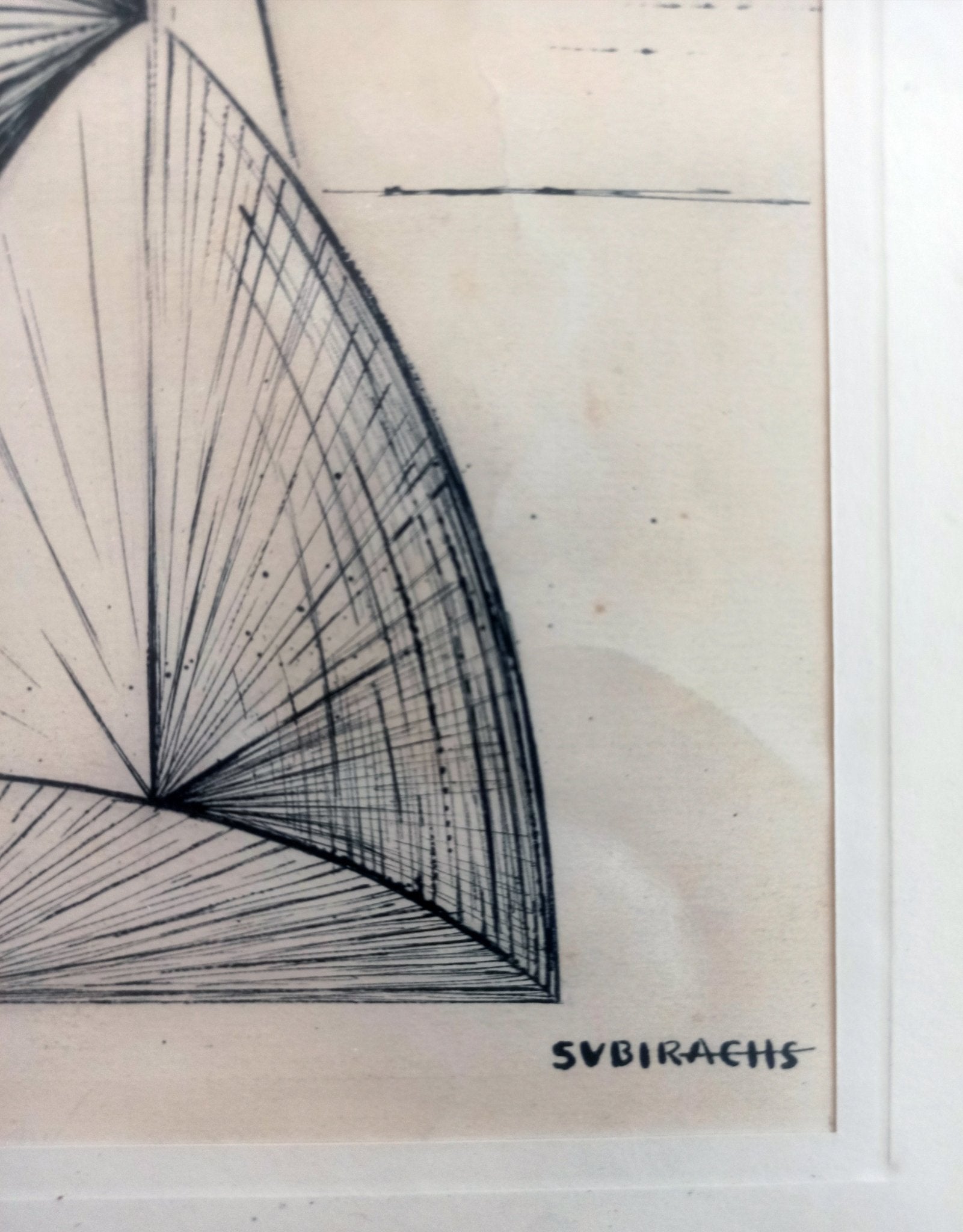 Dibujo a tinta de Subirachs con figuras geométricas abstractas en una cara y rostro lineal en la otra, sobre papel, detalle firma